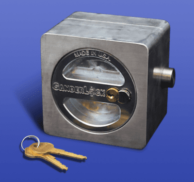 A square lock set and a set of two gold keys